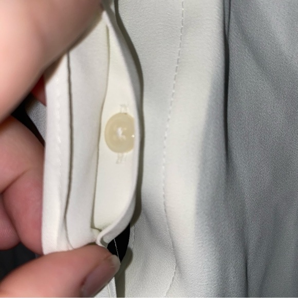 White House Black Market Off White High Low Hidden Button Down Utility Blouse - Picture 6 of 7